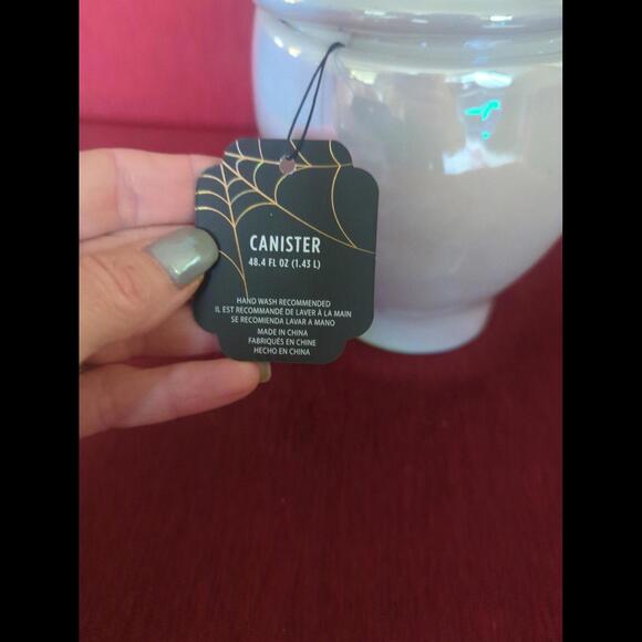 Skull Canister - Picture 3 of 6